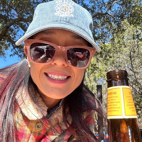 Meet your Posher, Chera - Picture 5 of 8